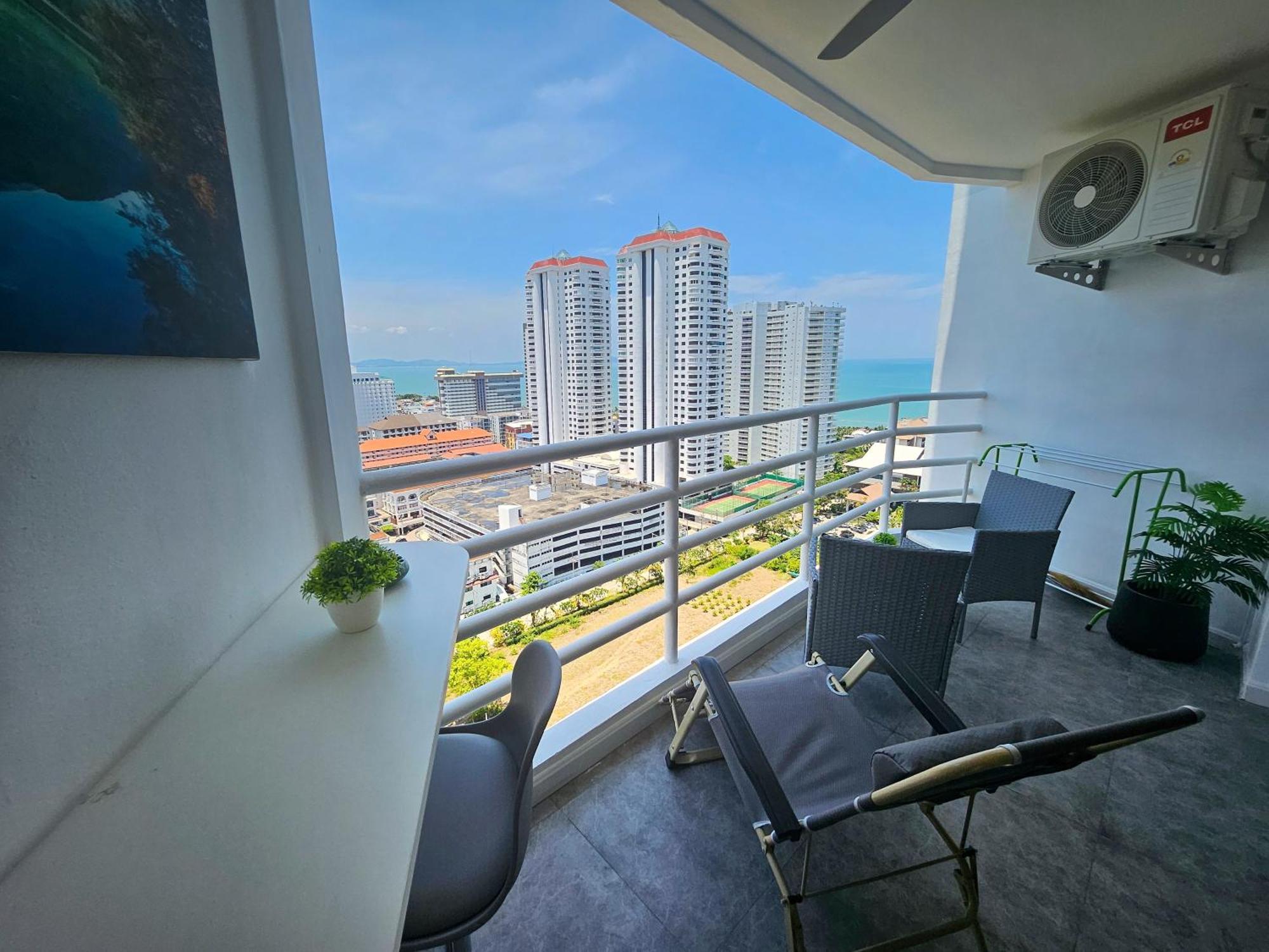 View Talay 5 Jomtien Beachfront 파타야 외부 사진